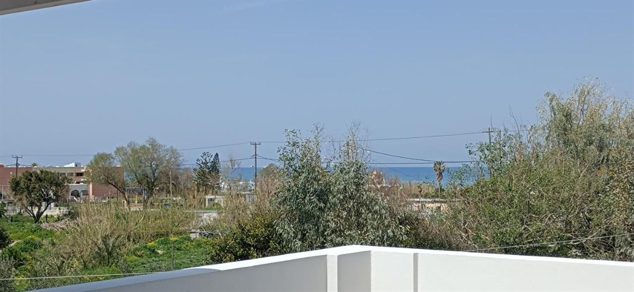 Arokaria Holiday Houses Platanes  Eksteriør bilde